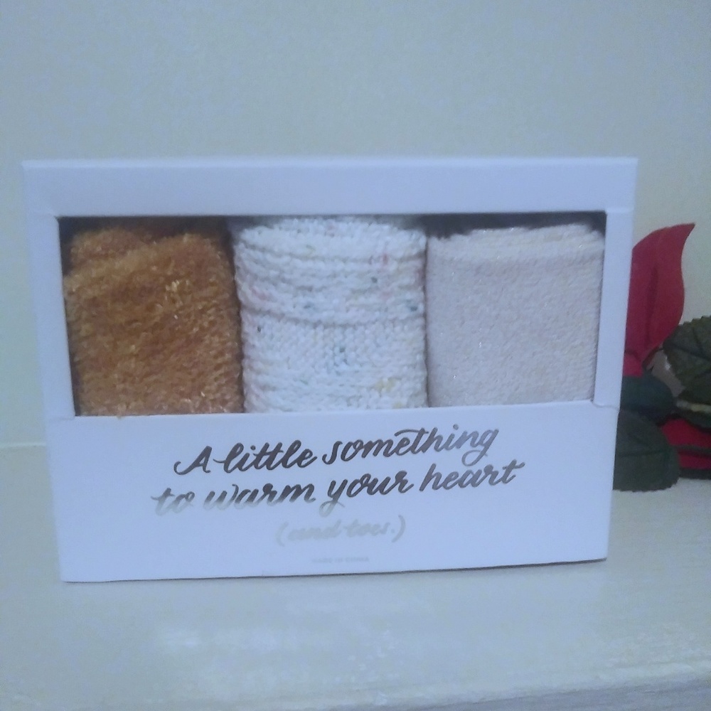 NEW Decorative Cozy Warm Socks